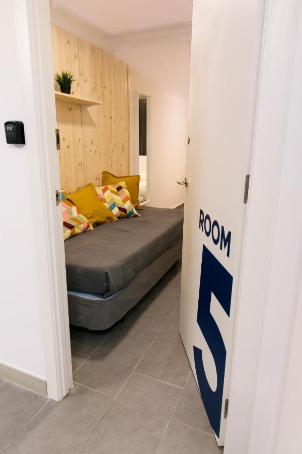 Koala Hostel Аликанте Екстериор снимка