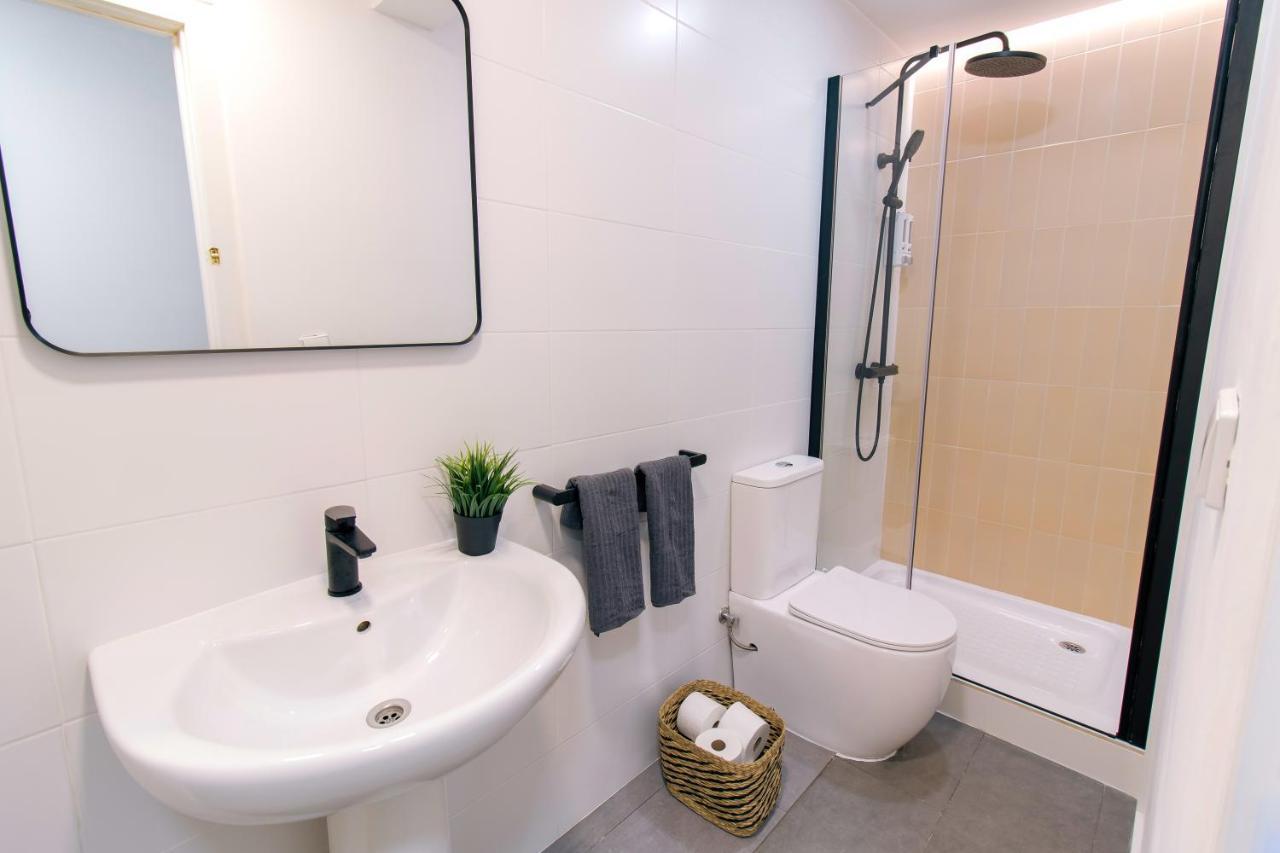 Koala Hostel Аликанте Екстериор снимка