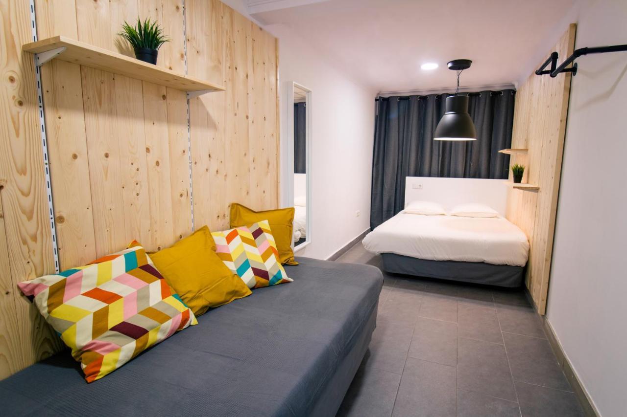 Koala Hostel Аликанте Екстериор снимка