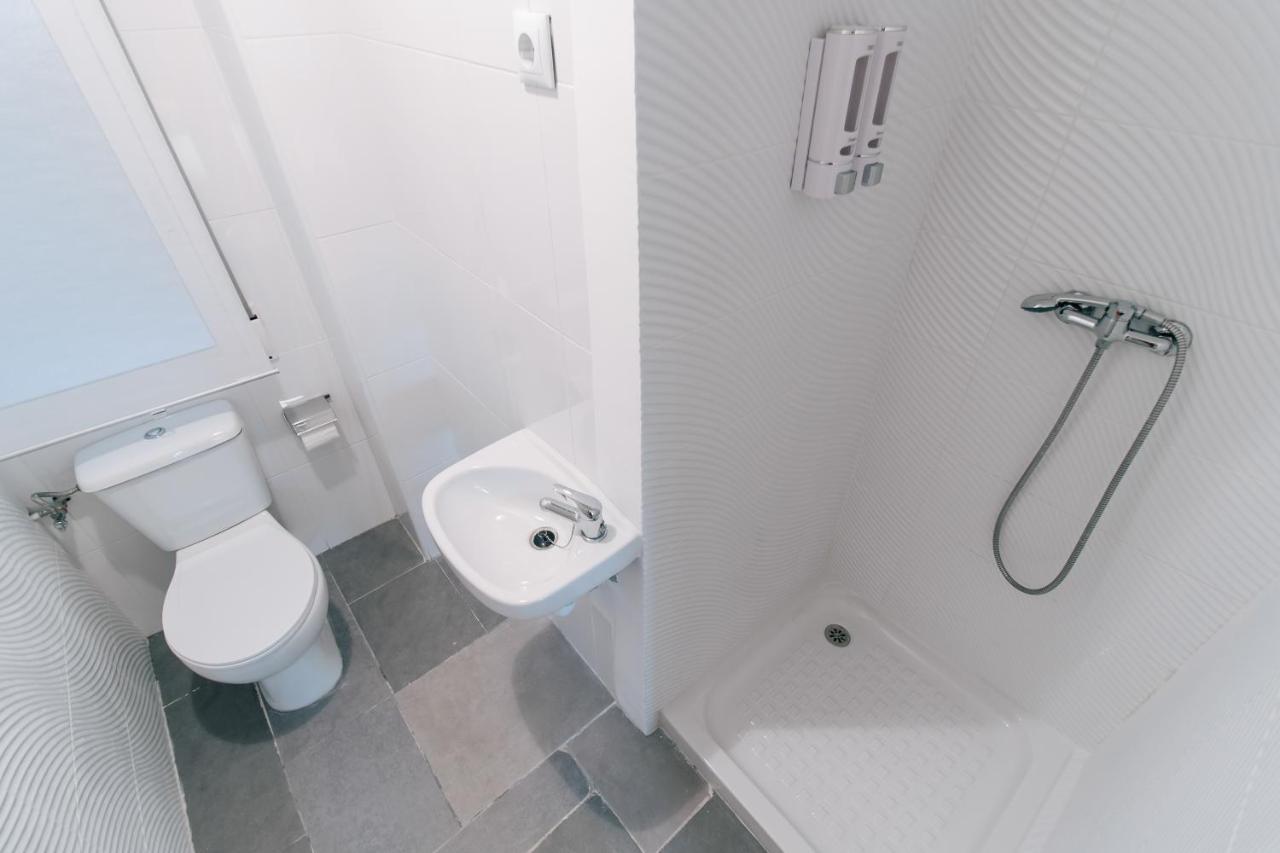 Koala Hostel Аликанте Екстериор снимка